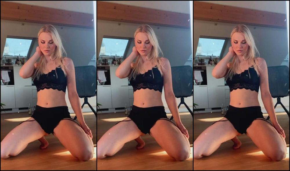 Peyton Kinsly 2099996459 05 03 2021 Monday Vibes