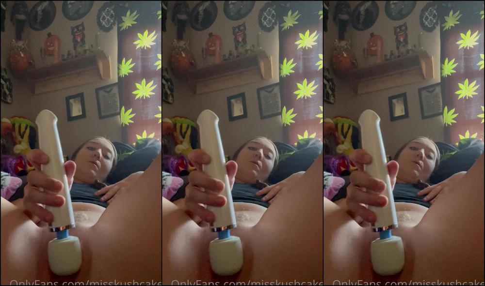 Misskushcakes 2938736371 07 12 2023 My Pussy Is So Sore From Getting Pounded Last Night But She Was Throbbing For More