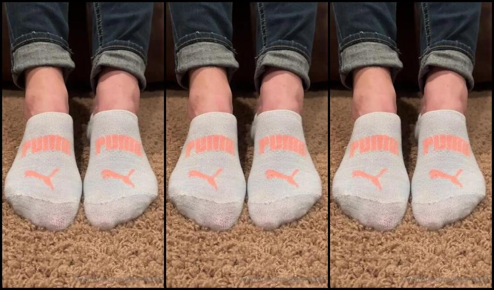 Solemate91 Nicknamed Solemate91 Onlyfans This Is All The Strip Tease You Need Isn T