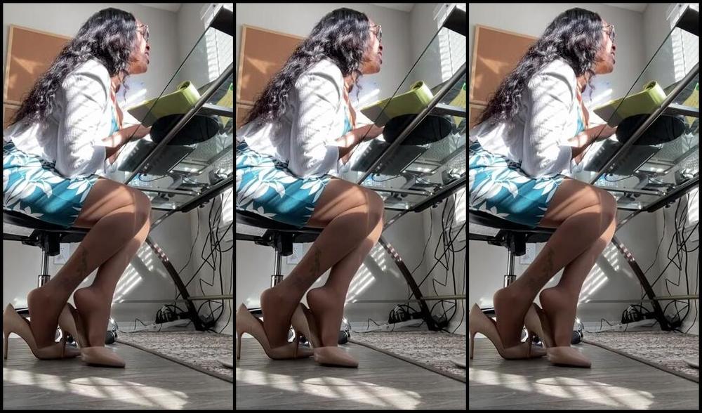 Nicholesole Onlyfans Another Busy Monday For Dr Nichole So Many Appointments 1P