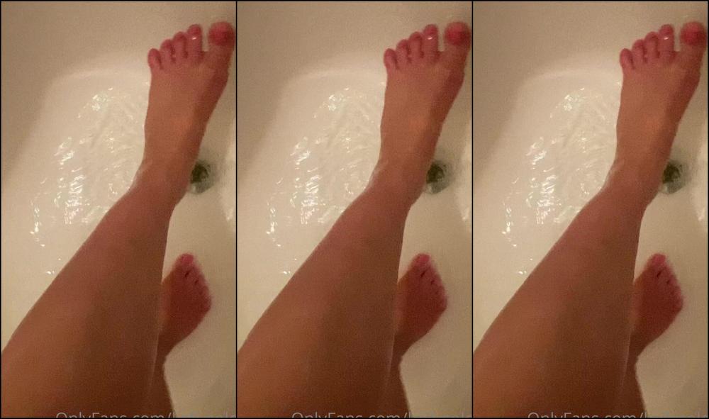 Kellysoleil 2158166767 07 09 2021 Pink Toes Like If You Re A Foot Lover