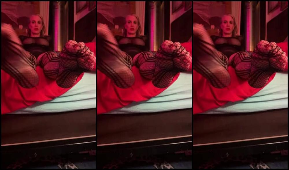 Goddesssevera Onlyfans An Evening In Fishnet Top And Bottoms