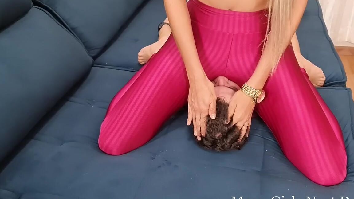 Lyttablondpremium Onlyfans Princess Scarlet Blond And Mr Pine Facesitting Ep 1 First Princess Scarlet Blond Facesitting Wk