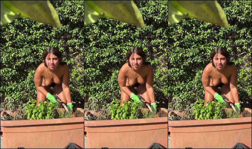 Ittybittycherry 0Huobk1Dirniqlhyxyyg4 Source