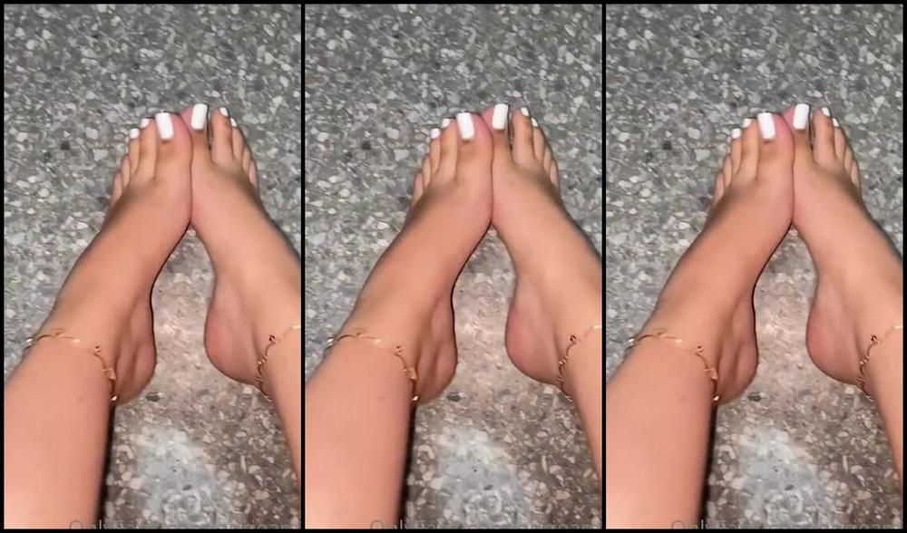 Adripiecitos Aka Adrieamb Onlyfans Video 381