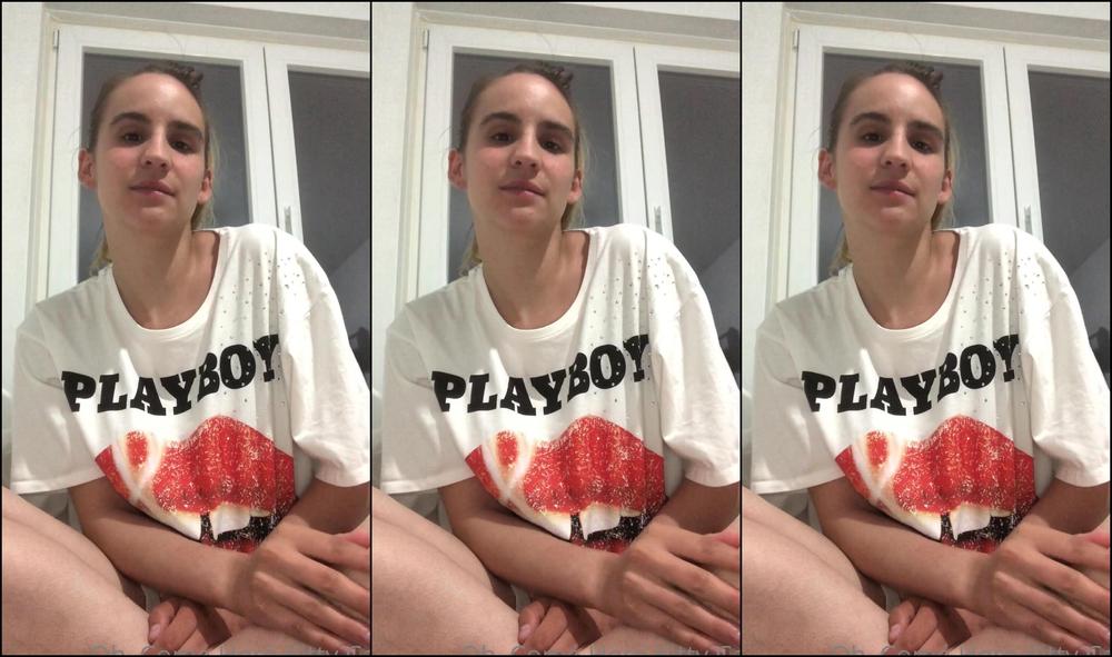 Comeherekittycat She Sent You A Little Video While You Re In Your