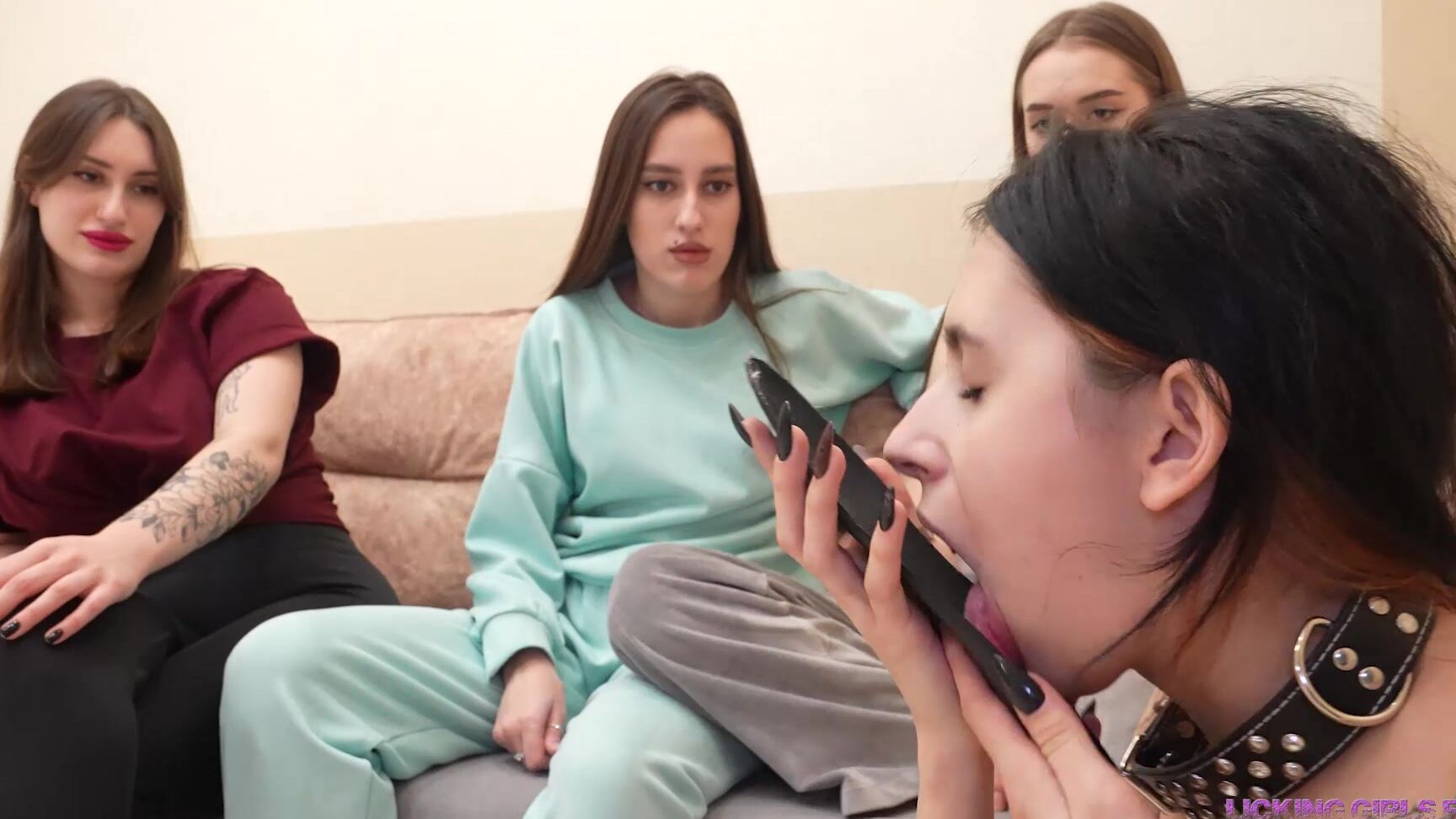 Licking Girls Feet Dori Jenny And Sarah Inhale And Lick Our Sweat