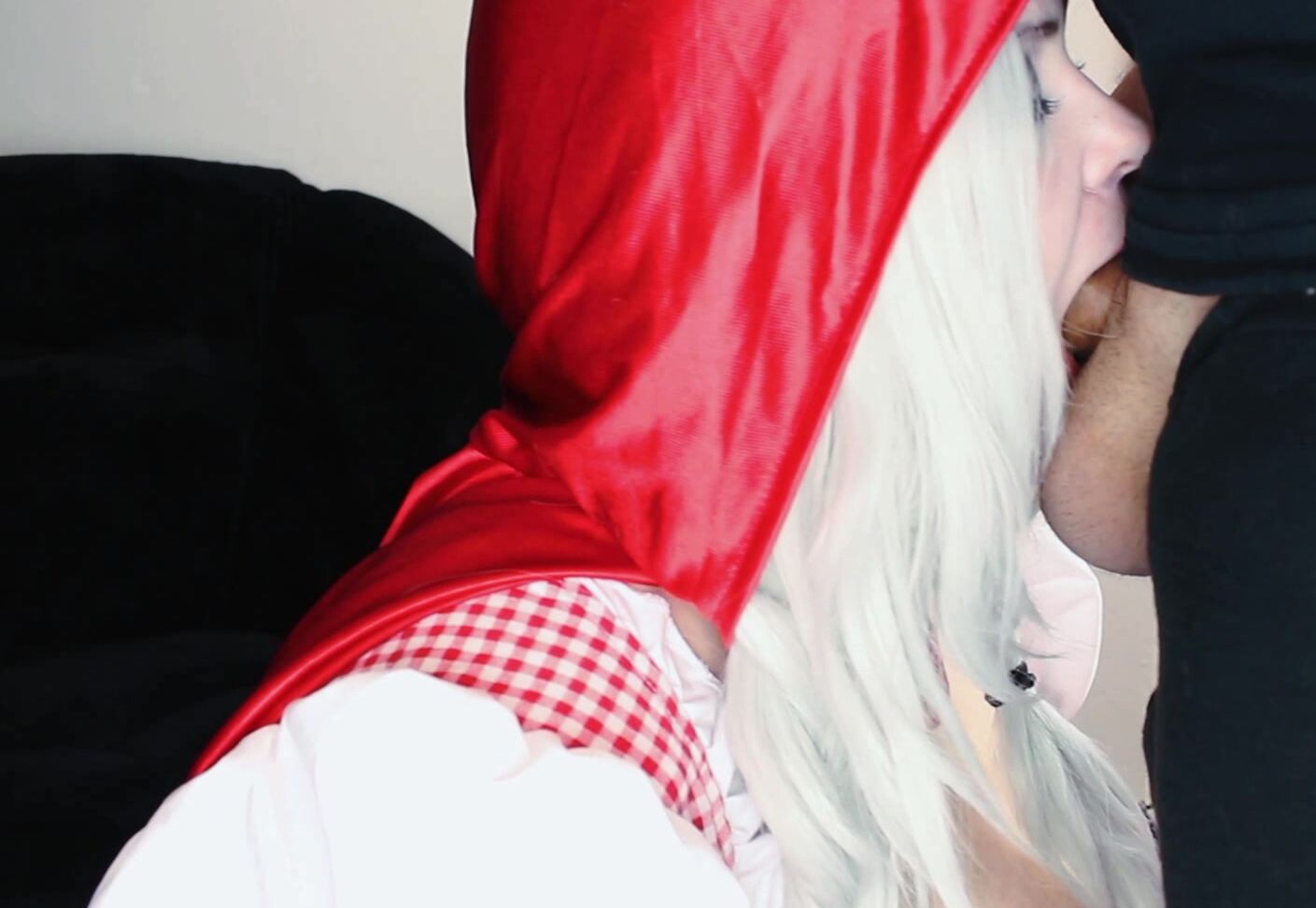 Minademonic Red Riding Hood And The Big Bad Cock