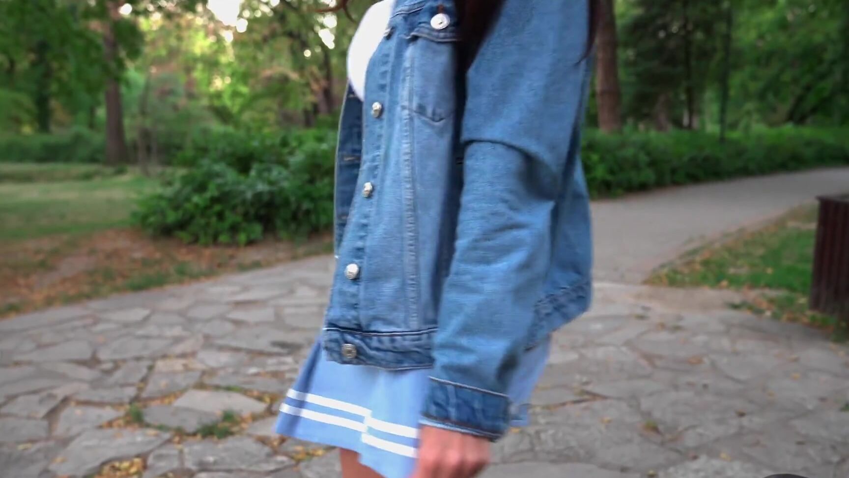 Luna Roulette Great quick blowjob in the park with cum in mouth Pornhub