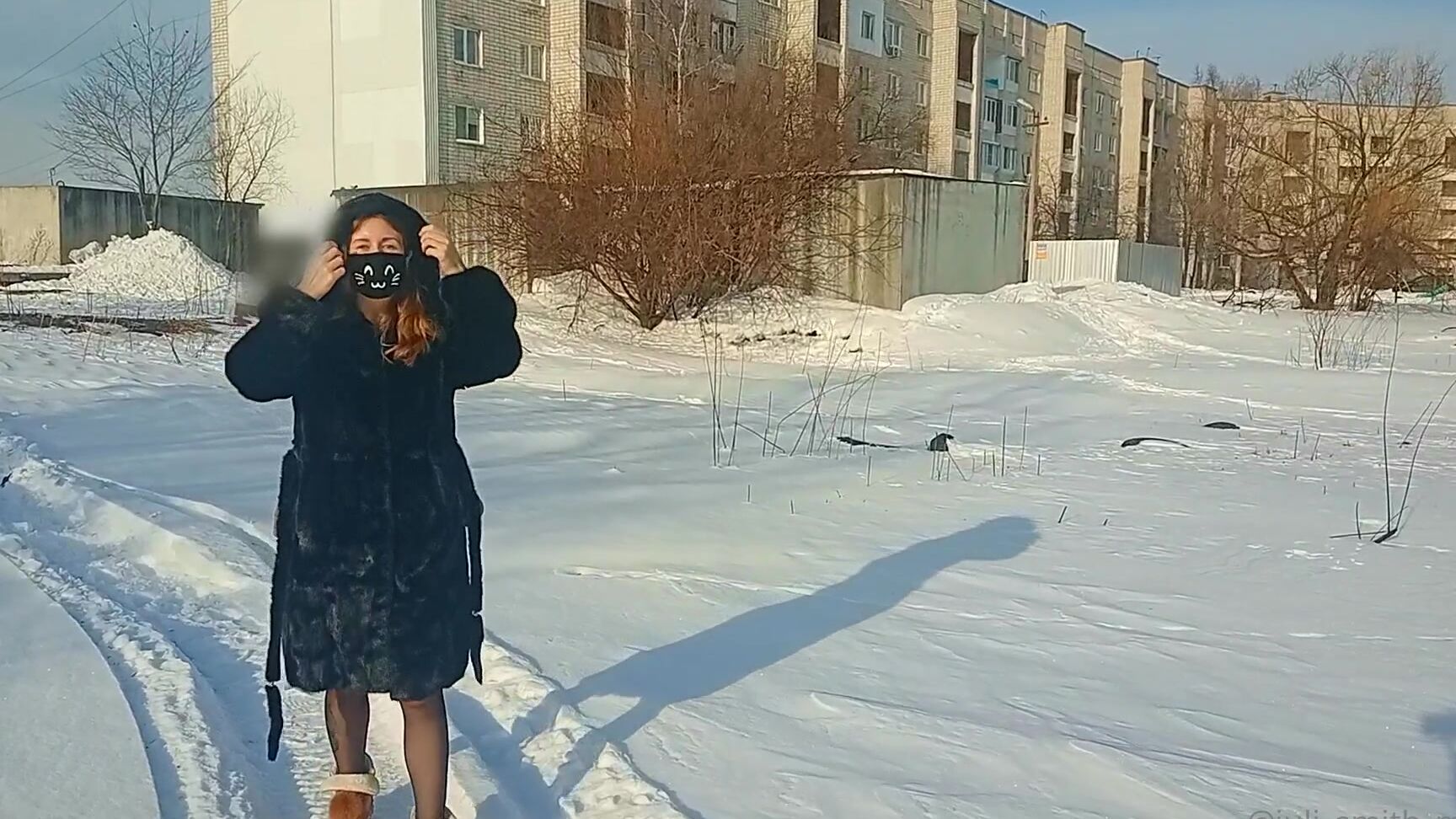 Juli Smith Meow Winter Has Come And That Means It S Time To Walk In A Fur Coat