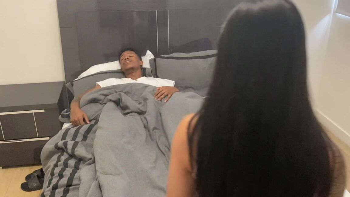 BBC,Cheating,Interracial,Tattoos,Threesome valerica steele cheating bf gets lucky w paisley and lil d ManyVids