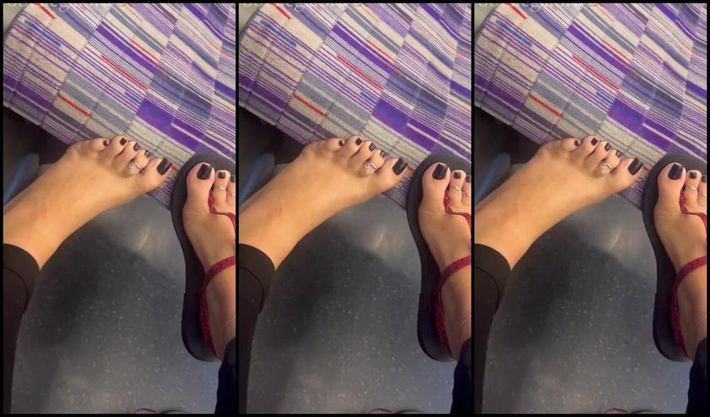 Footsiegalore Onlyfans Can T Help My Feet Fidgeting On My Trip In To London 9