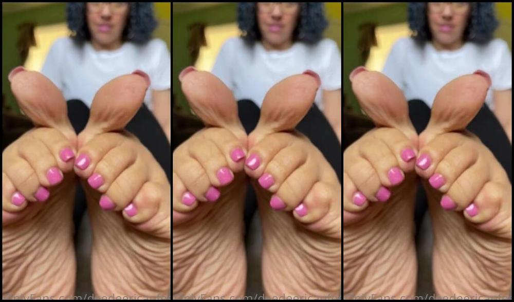 Deedeericanfeet Onlyfans As Requested But I Don T Remember What Request This Was Lol