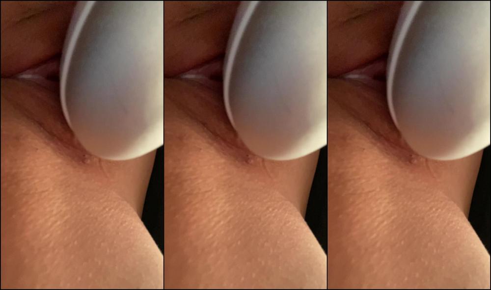 Giakush Vine A Visitar A Parientes De Nuevo Y Olvid Mi Vibrador Tuve Que Masturbarme Con Una M