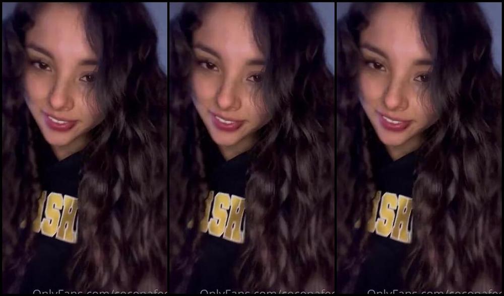 Maggiesita Aka Cocopafeet Onlyfans Llegando De La Uni Y El Gym Oliendo Mis Pies Estilo Asmr