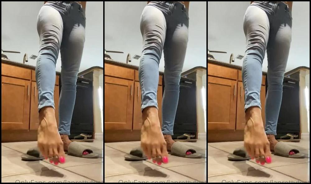 Laprettyfeet4 Nicknamed Laprettyfeet4 Onlyfans Just Watch Me Making Dinner No Posing Just Been Me This Is A 9 Minute