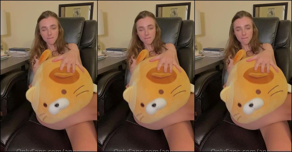 Annabisoux 2328776519 01 13 2022 More Of My Pussy Cat