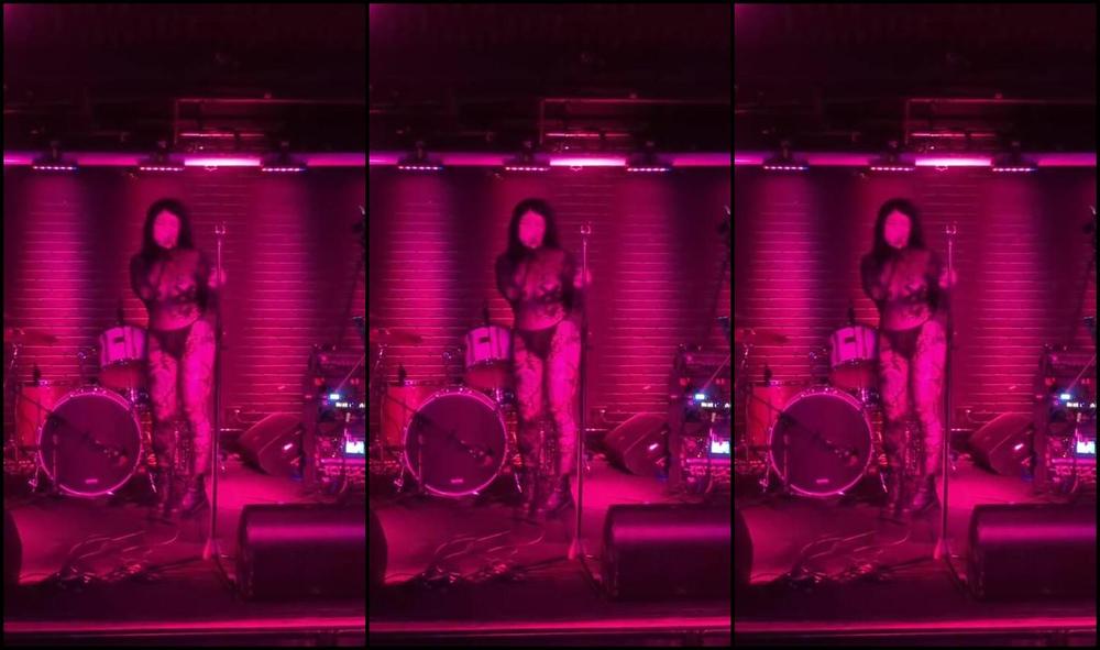 Ihatelaika 3483316291 09 14 2024 I M Home From My Toronto Show Here S Some Clips From My Performance For The Music Fansssss