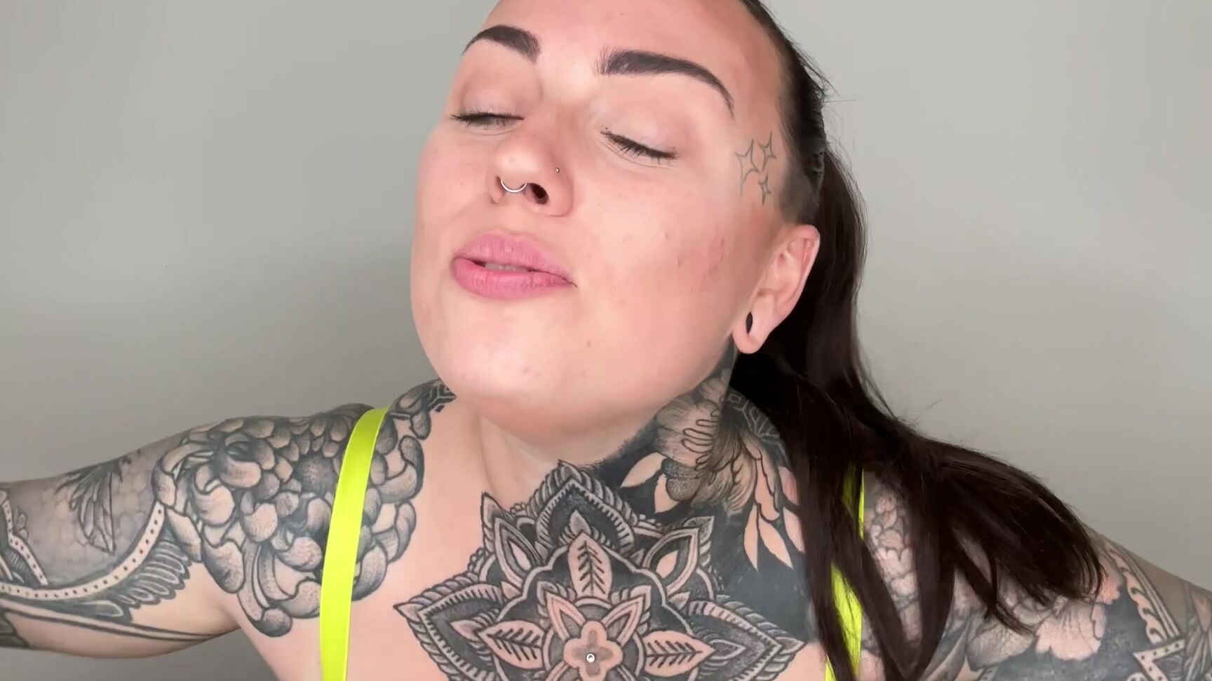 "MissValentina" femdom, femdompov, girlfriendexperience, humiliation, wedgies Wedgies Only Household manyvids