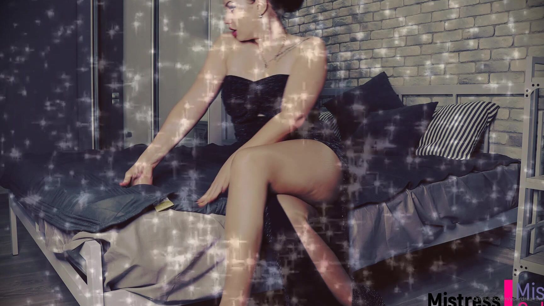 Thegoldyrush Sniff Yourslef Little Bitch For Me