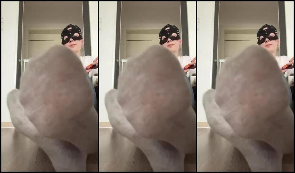 Socksfeet Misstress Nina Onlyfans 08 27 2024 Am I Turning Your Head Cant You Think Of Anything Else But My Socks And Feet