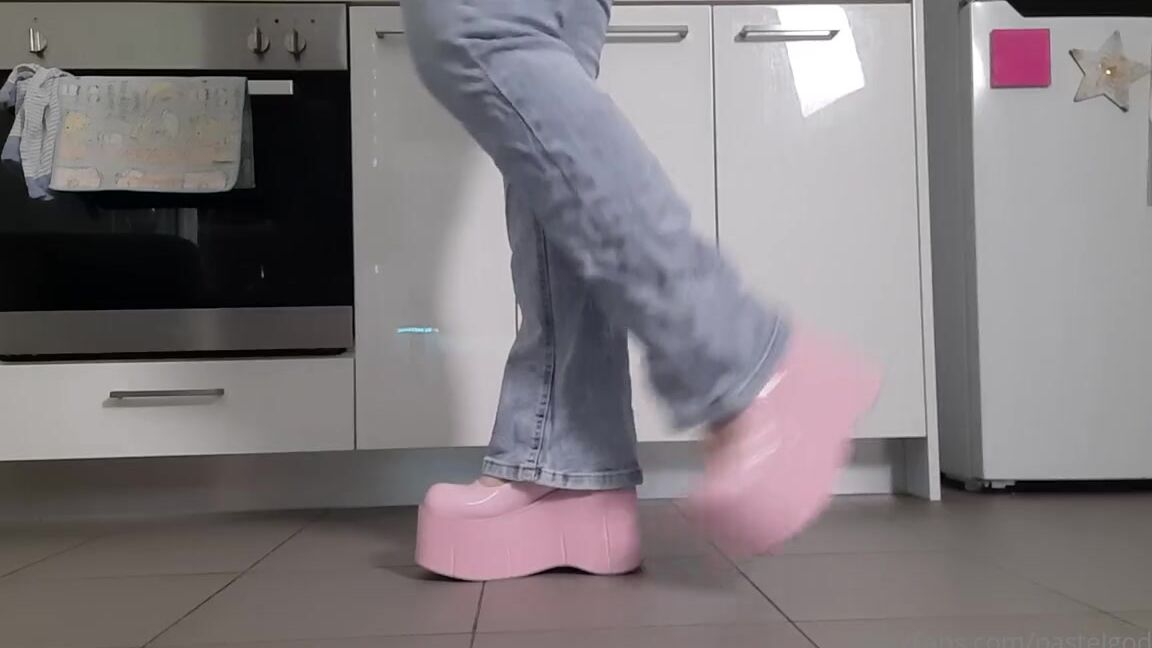 Pastel Goddess Nicknamed Pastelgoddess Onlyfans 04 18 2023 Just Got These Cute New Shoes What Do You Think I Tested Them Out The Only