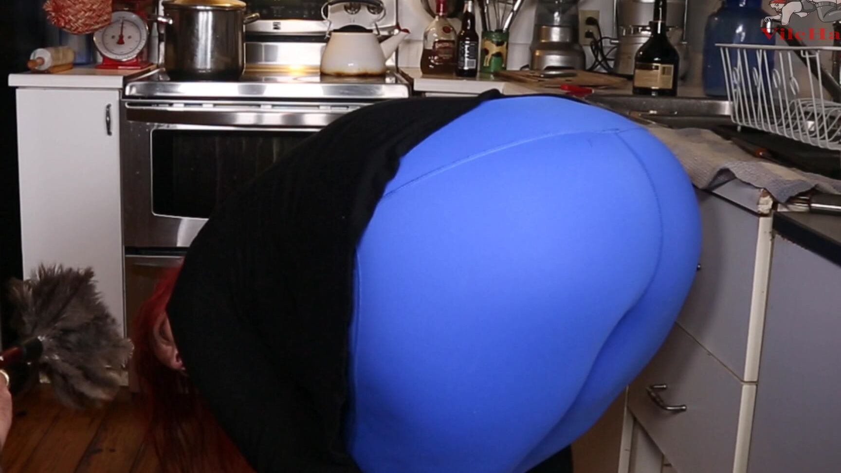 Sophiasylvan Weekend Ass Tickler