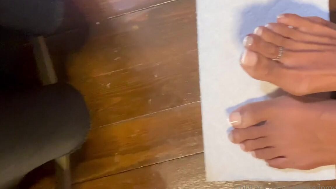 Memyselfnmysoles Onlyfans Just A Little Oily Toes 4 You