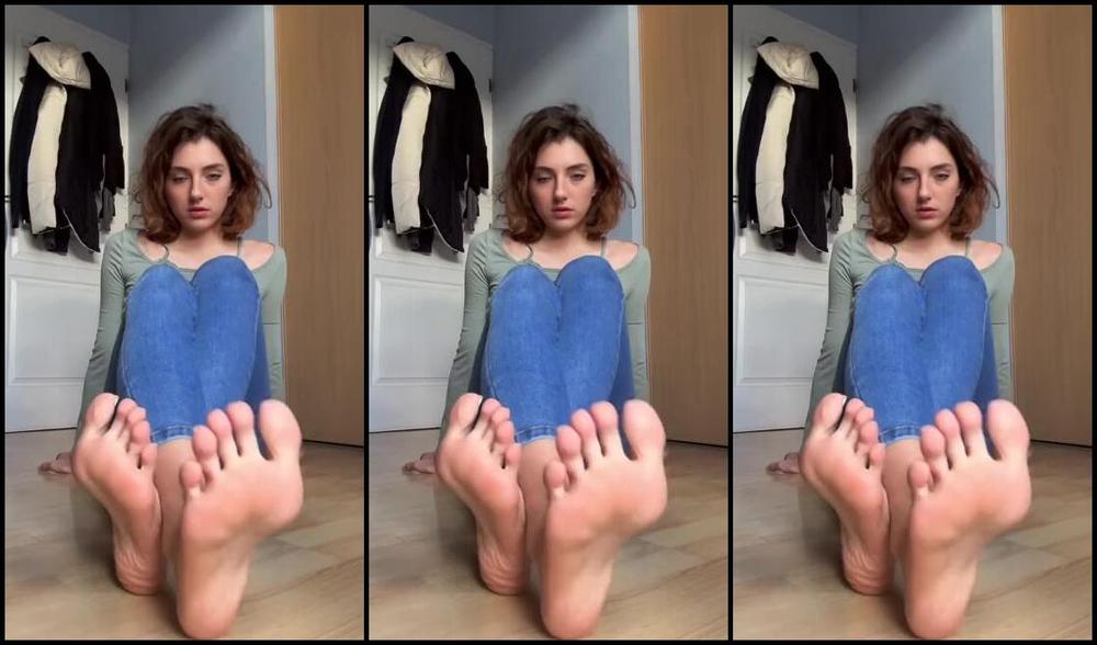 Chichiluluciole Onlyfans My First Joi Video And In French I Hope You Like