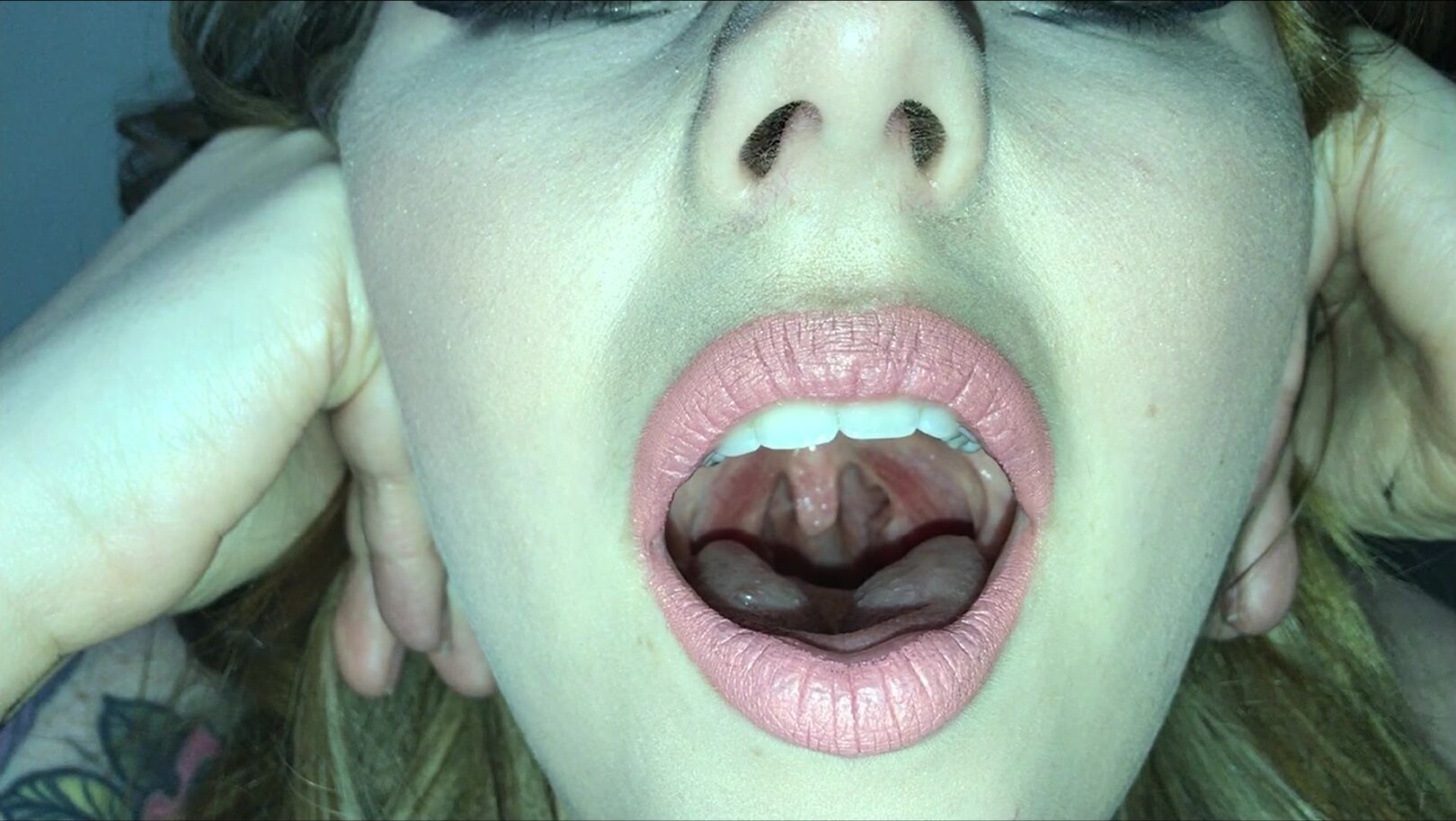 Kelly Belle Hd Uvula Fetish Extreme Close Ups