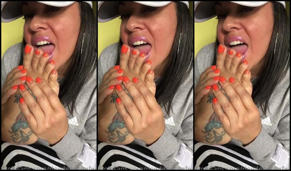 Deedeericanfeet Onlyfans More Selfworship As Requested