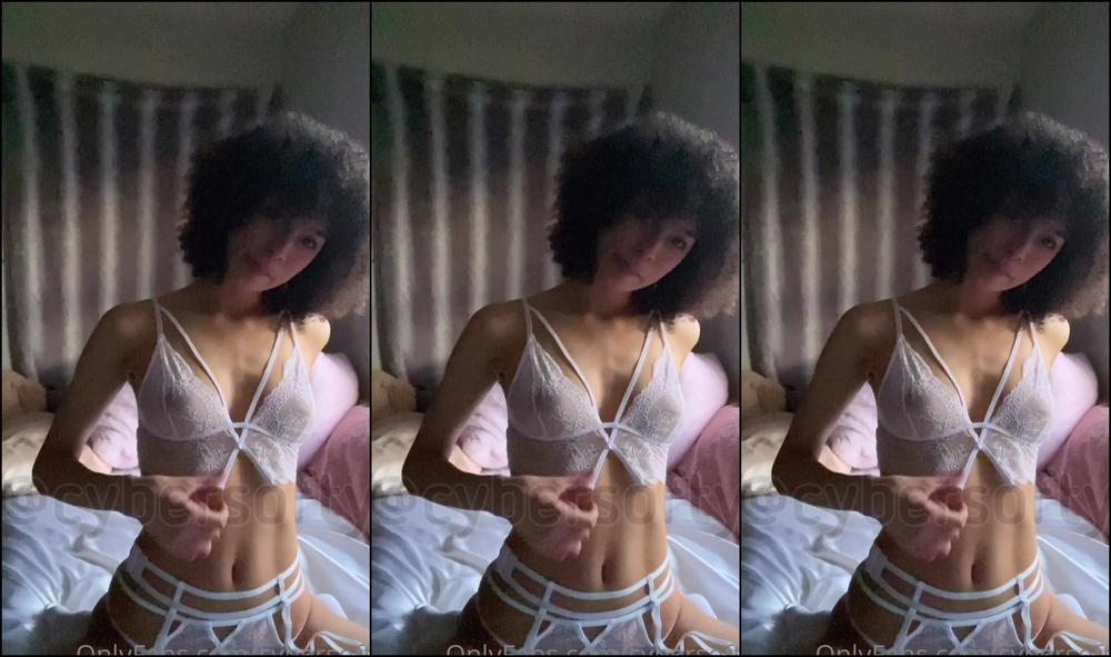 cybersofty-03-07-2020-492925433-a-preview-of-the-set-i-ll-be-wearing-in-the-exclusive-pictures-video-that-ll-be-sent-to