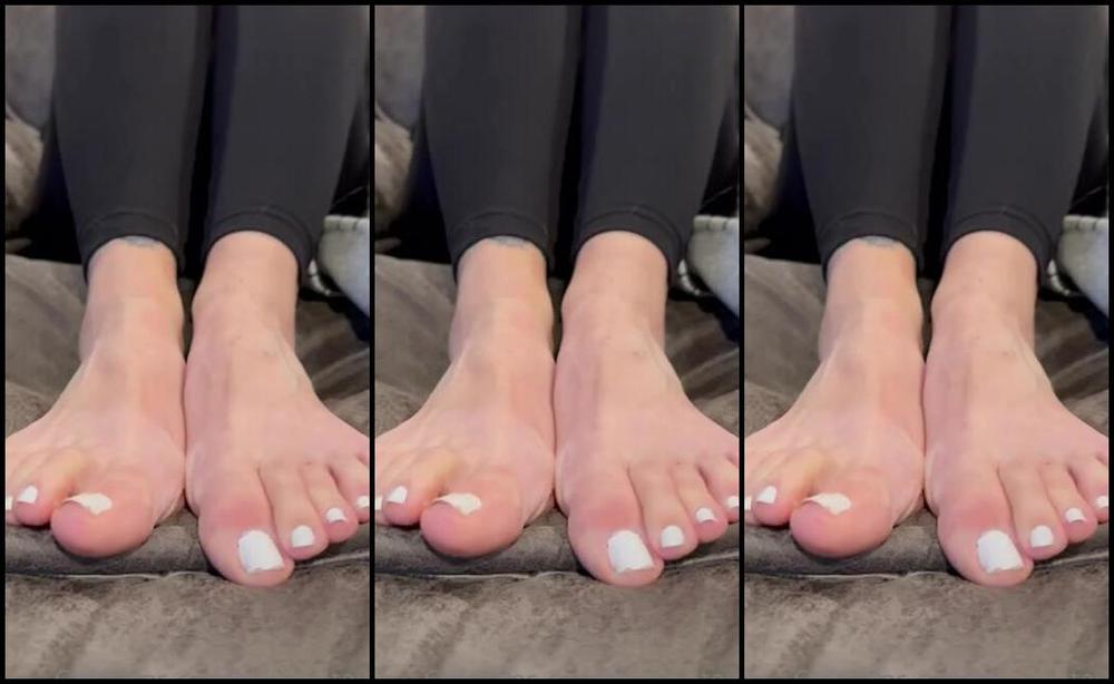 Solemate91 Nicknamed Solemate91 Onlyfans I Really Want My Toes In Your Mouth Right Now I Hope You Won T Mind That