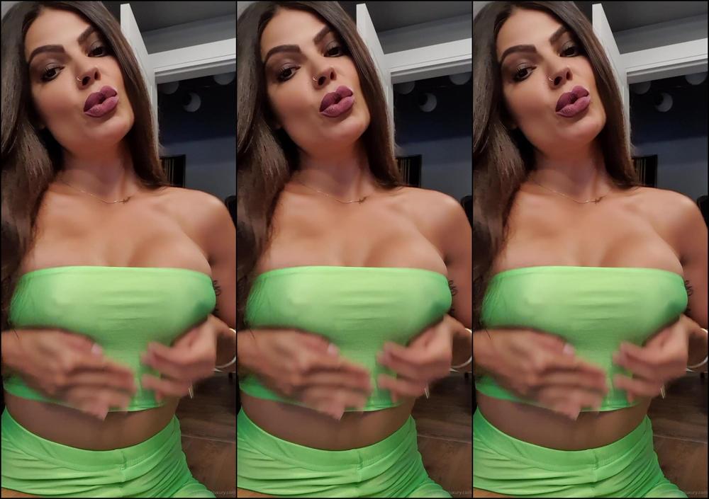 Goddess Domdeluxury 2020-08-25 A little update  Live with My sister , BM contracts and kisses  https   stars.avn.com domde OnlyFans