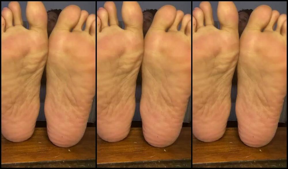 Foot Therapy Nicknamed Atlfoottherapy 02 03 2023 Onlyfans Video Jerk To My Smelly Feet
