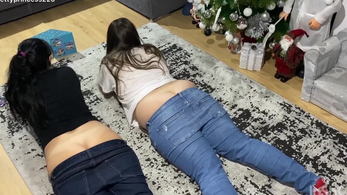 Prettyprincess220 12 12 2022 Onlyfans Видео Я И Мой Лучший Друг Делаем Головоломку N