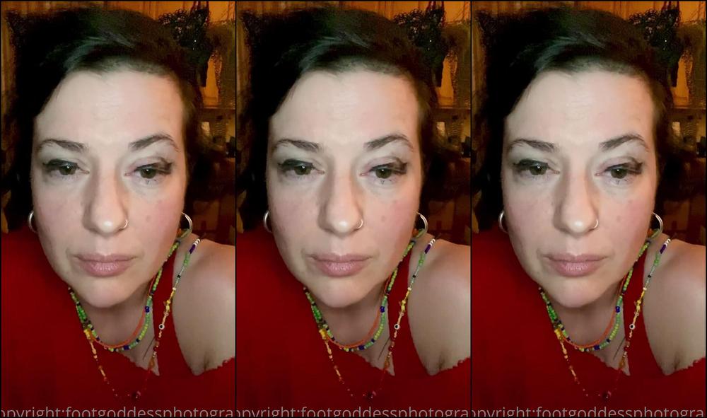 Catprincessfeet Smoke With Me Just A Gal And Her New Ring Light Exploring My Face And Expressions