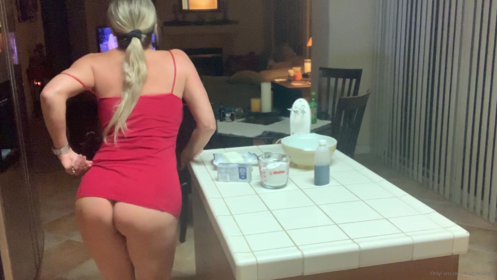 Thetylenebuck New Video Post Part Lick Up All Tylene S Tasty Treats