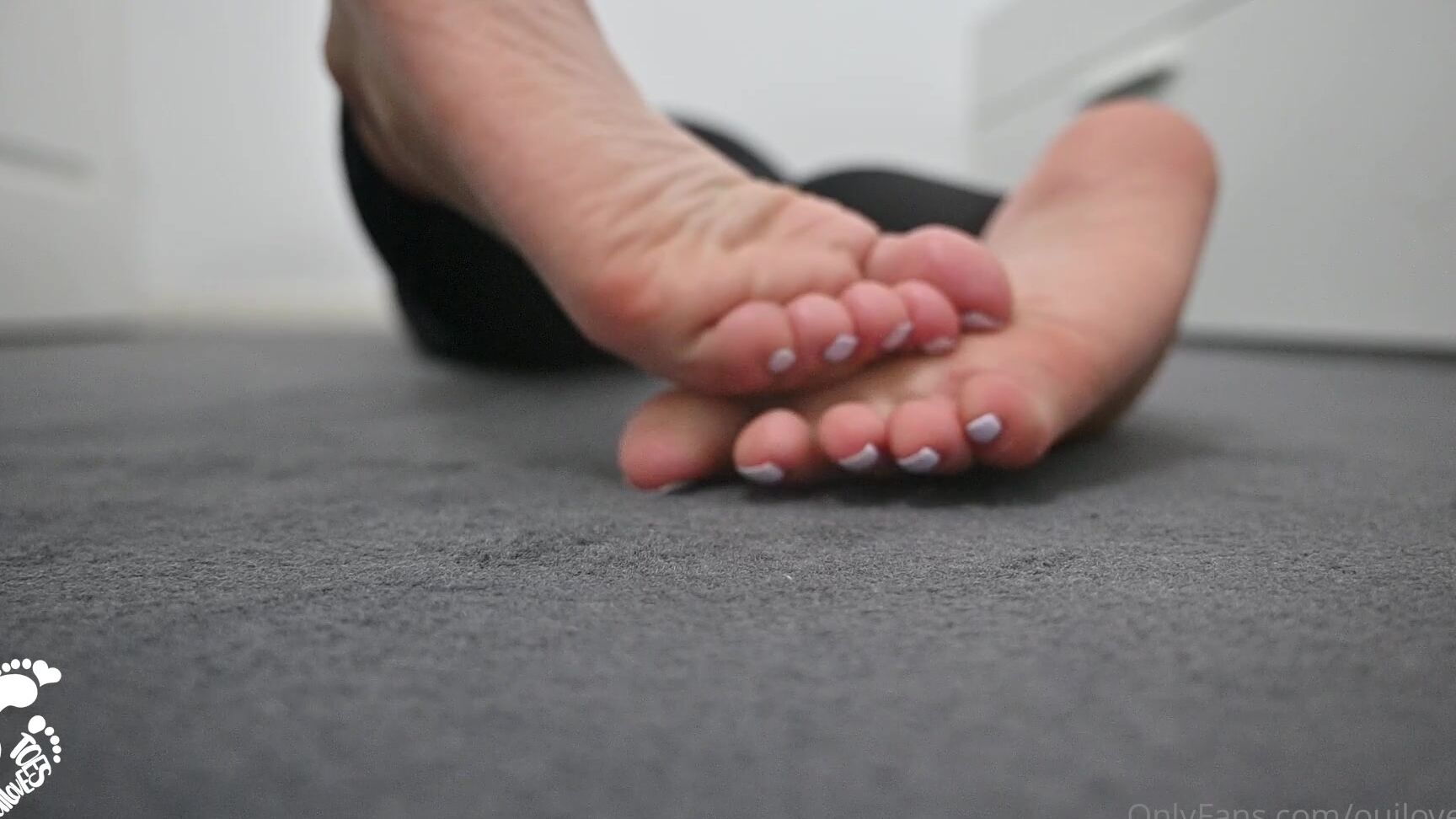 Ouilovetoes 2398902664 06 20 2023 Manon Just Tease Her Feet For You