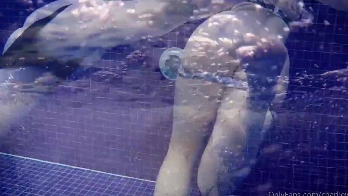 charliewebb-01-07-2020-486475934-me-and-heidiv-play-underwater-with-flashing-slowmo-jiggles-and-a-cute-makeout-at-the-e