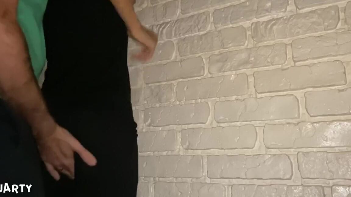 Juarty Выебал жену друга после тусовки. Неверная жена. Жена для секса. С разговорами Pornhub