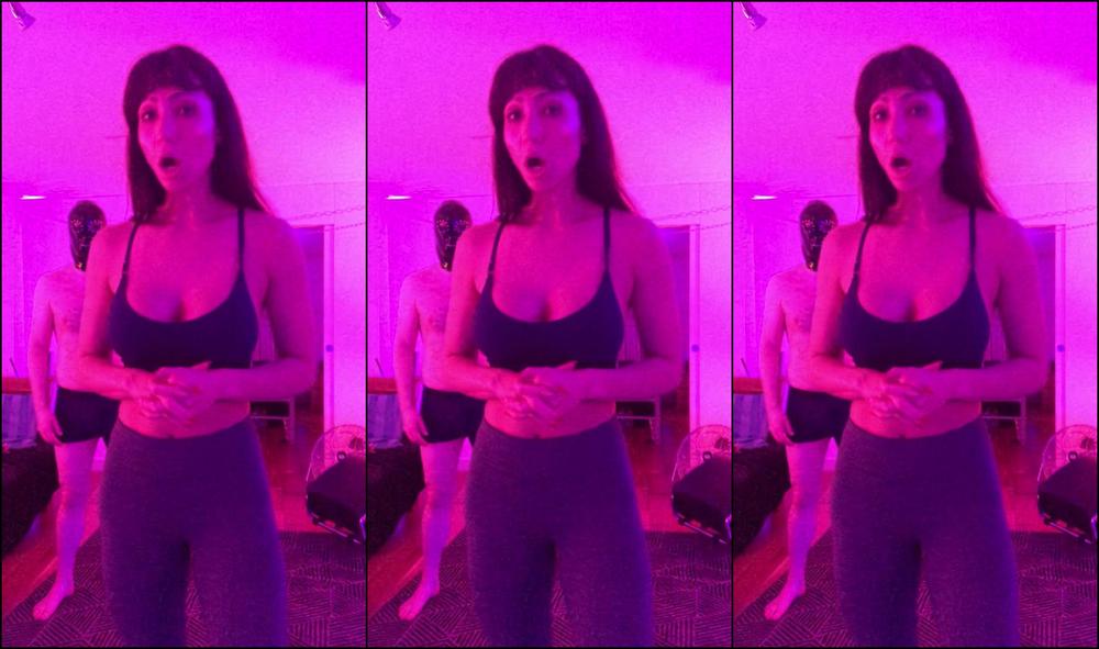 obeymistressterra-09-06-2019-36519419-two-ways-to-destroy-a-man-by-going-for-his-balls-lol-if-men-didn-t-have-balls-they-d