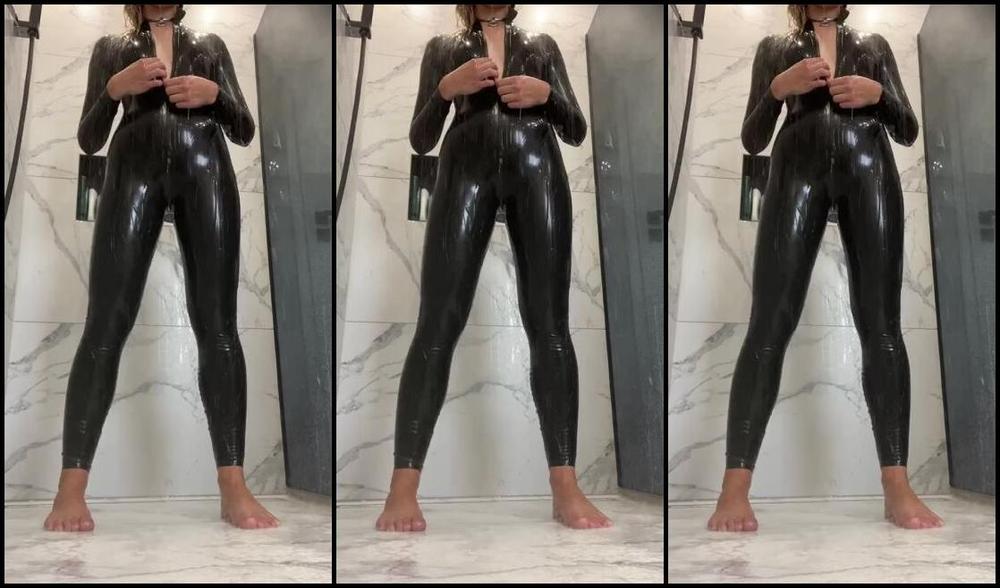 Jazzyyluxx Nicknamed Jazzyy Luxx 10 03 2024 Onlyfans Video Catsuit Unter Der Dusche Ausziehen Taking Off My Catsuit In The Shower