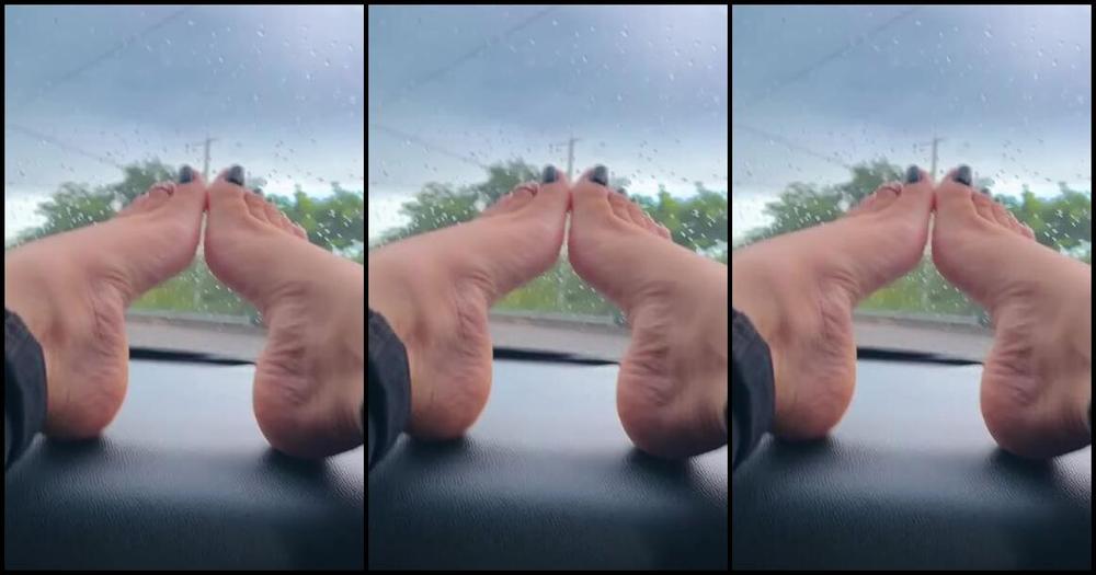 Goddess Cinnamon Aka Cinnamonfeet2 Foot Fetish 09 01 2024 Onlyfans Video I Love It When You Worship My Feet In The Car Where Will You Start This