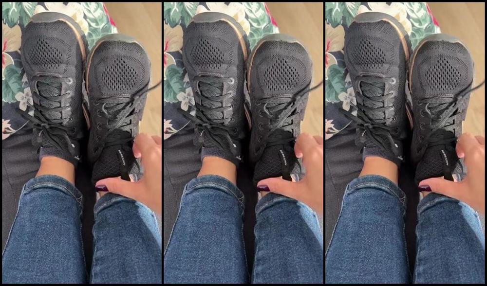 Cute Lily F33T Nicknamed Cute Lily F33T 10 24 2023 Onlyfans Video A Bit Sweaty Thing