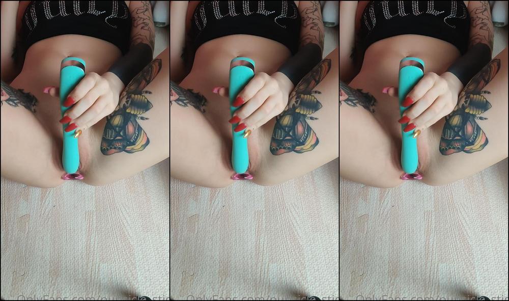 pupsicle-stick-06-10-2020-1028479319-big-orgasms-with-a-glass-buttplug.