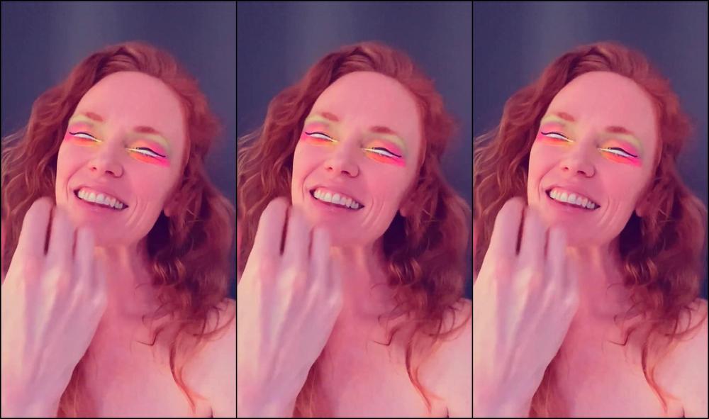 Autumn Orchid 676596388087214080