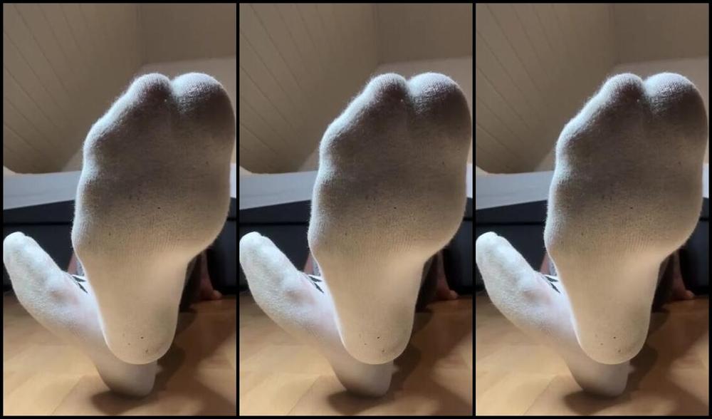 Socksfeet Misstress Nina Onlyfans 09 16 2024 Do You Like Short Socks Yes I Want You To Smell It When Im Done With