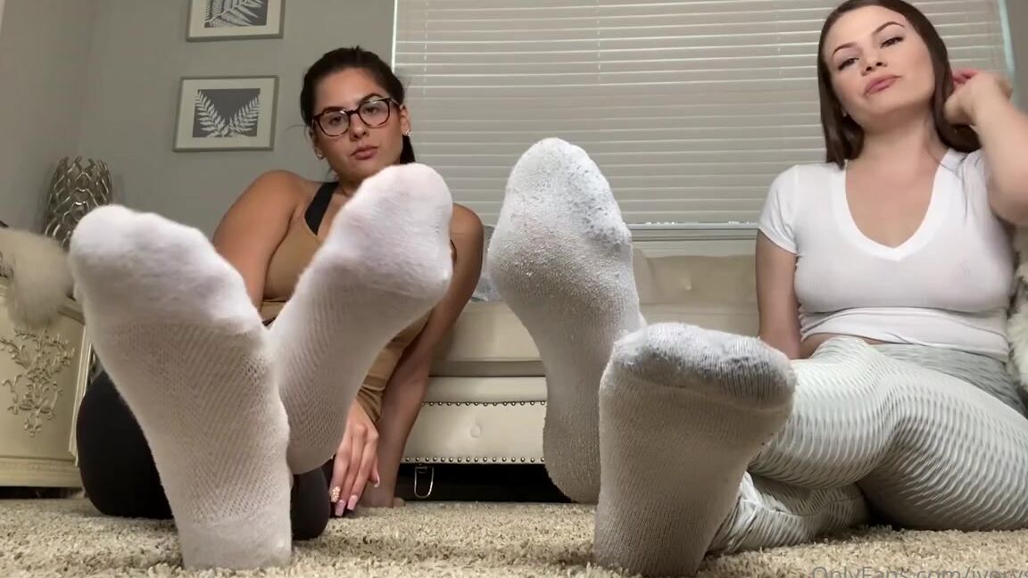 Ivorysoles Onlyfans 07 03 2020 Bree Amp Ivorys Gym Socks Bree Amp Ivory Noticed You Staring At Their Feet At Thep
