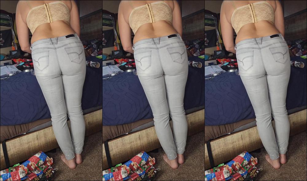 "KittyUV" ass, desperation, jeanspantswetting, milf, pee Gift Wrapping Pee in Jeans Pt 1 manyvids